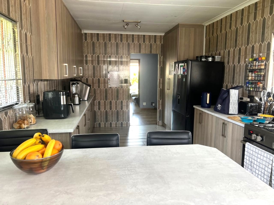  Bedroom Property for Sale in Vaalpark Free State